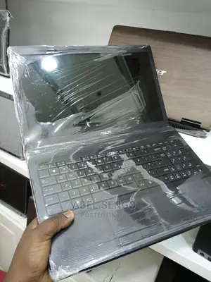 Laptop Asus 1015E 4GB Intel Core 2 Duo HDD 320GB