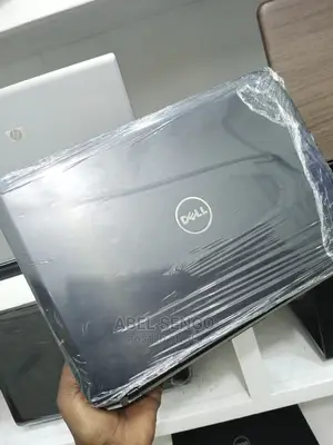 Laptop Dell Latitude 3189 4GB Intel Core I5 HDD 500GB