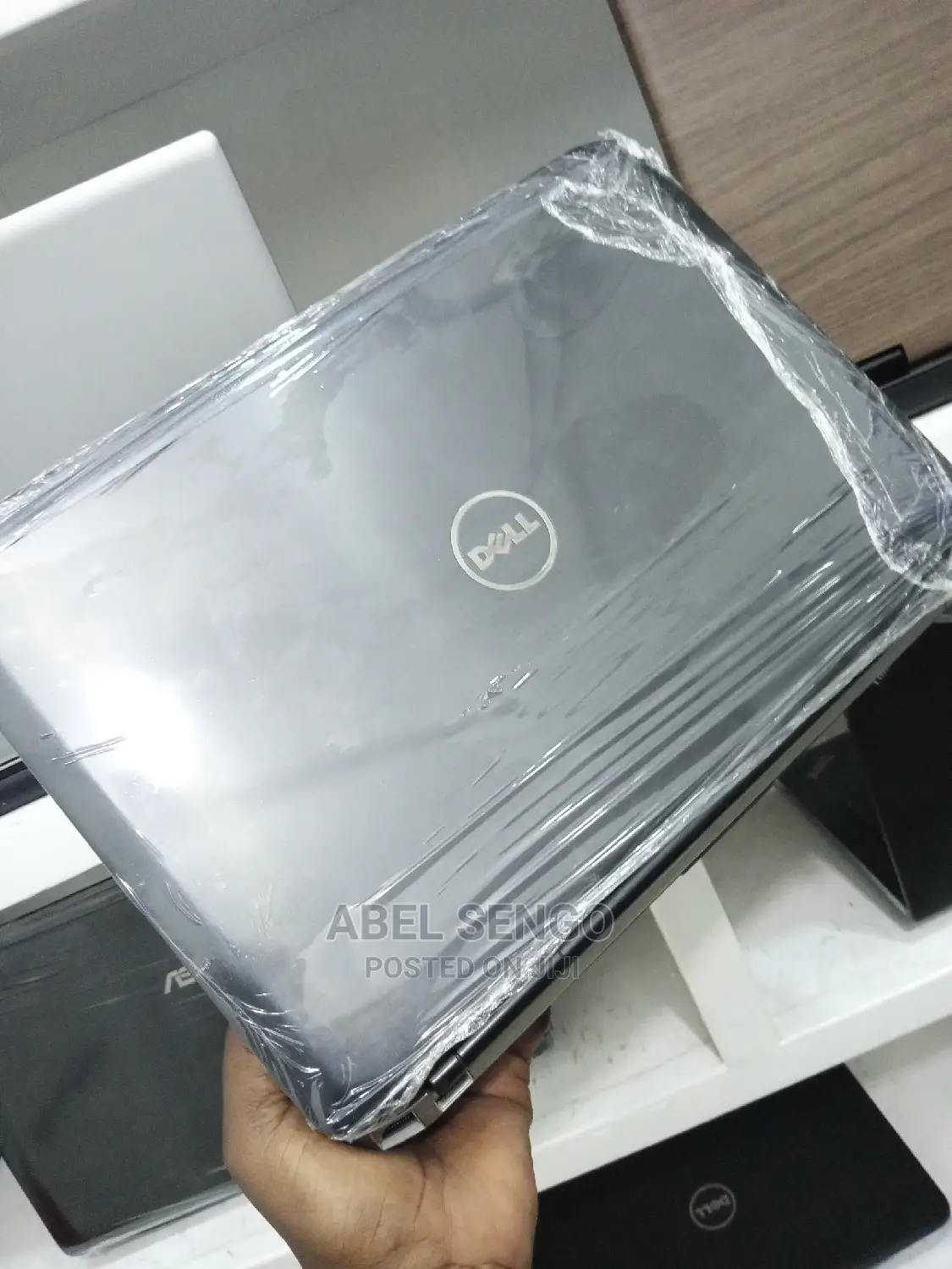 Laptop Dell Latitude 3189 4GB Intel Core I5 HDD 500GB