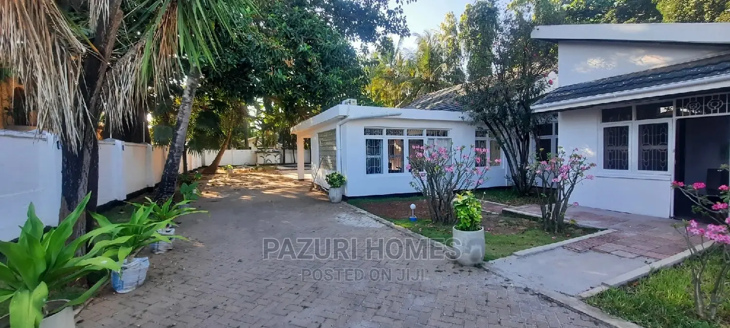 4bdrm House in Masaki for Rent