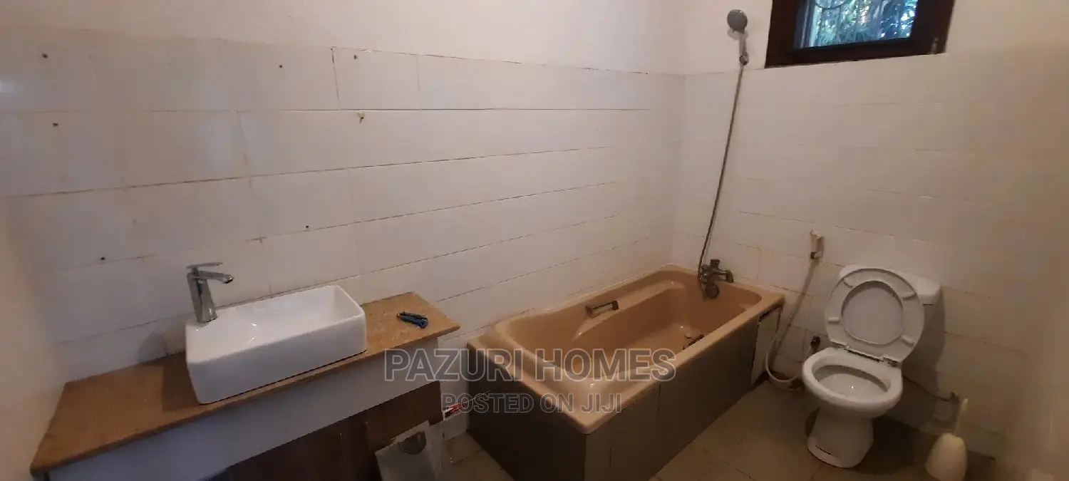 4bdrm House in Masaki for Rent