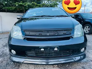 Toyota IST 2004 Black
