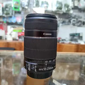 Canon EF-S 55-250mm F/4.0-5.6 IS II Telephoto Zoom Lens.