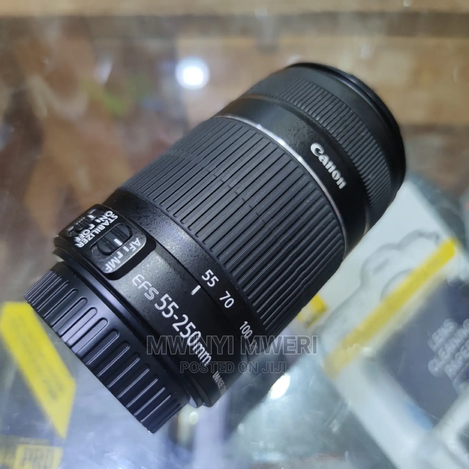 Canon EF-S 55-250mm F/4.0-5.6 IS II Telephoto Zoom Lens.