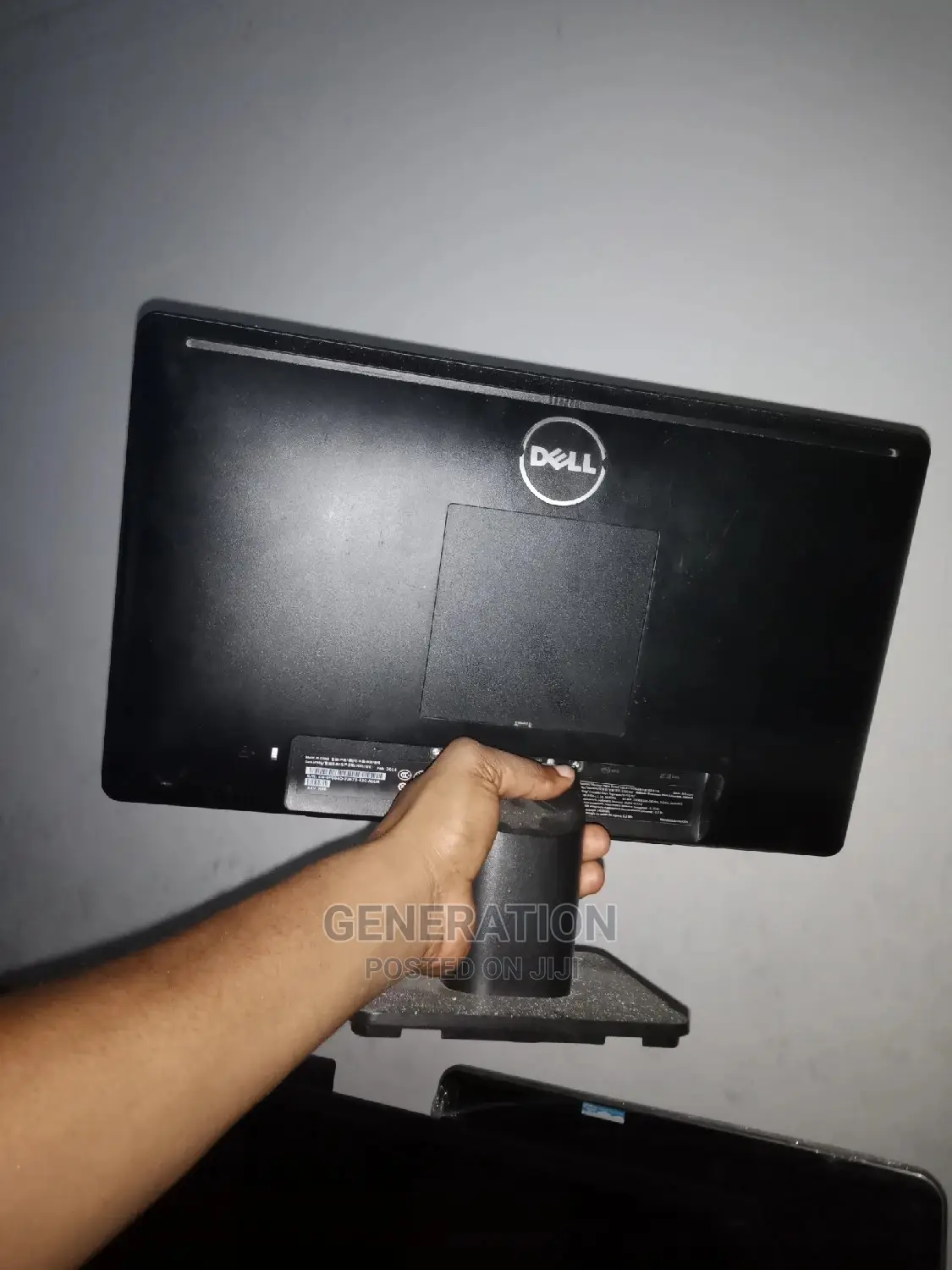 19" Monitors