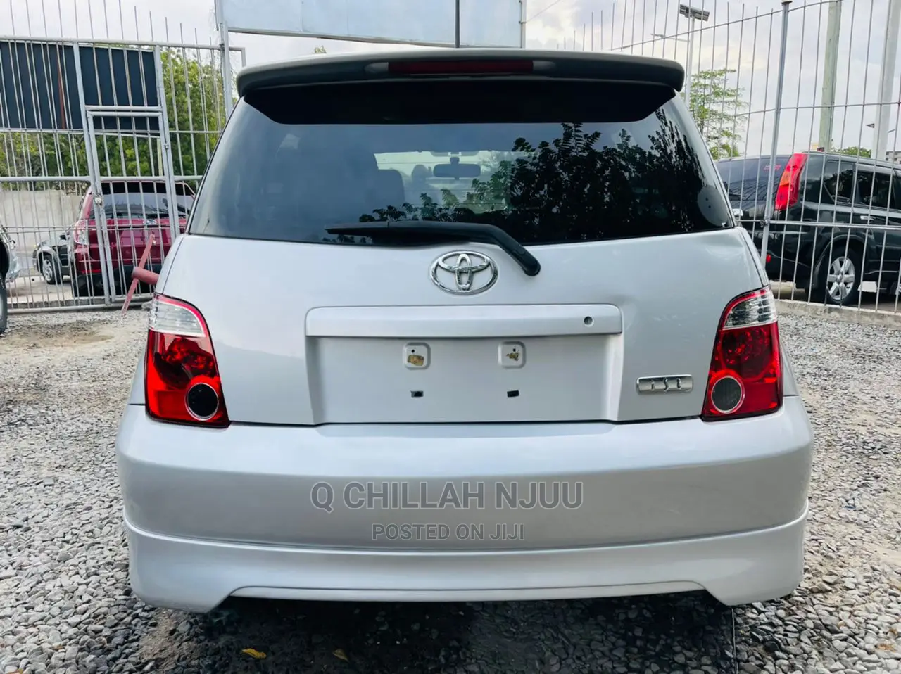 Toyota IST 2004
