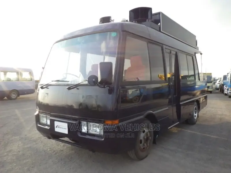 Mitsubishi Fuso Rosa 1987 Black