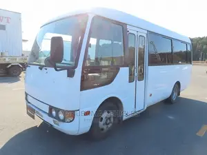 Mitsubishi Fuso Rosa 2005 White