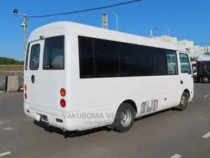 Mitsubishi Fuso Rosa 2005 White