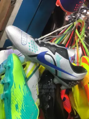 Football Boots Nike Gray
