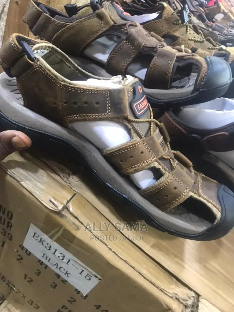 Open Shoes Brown