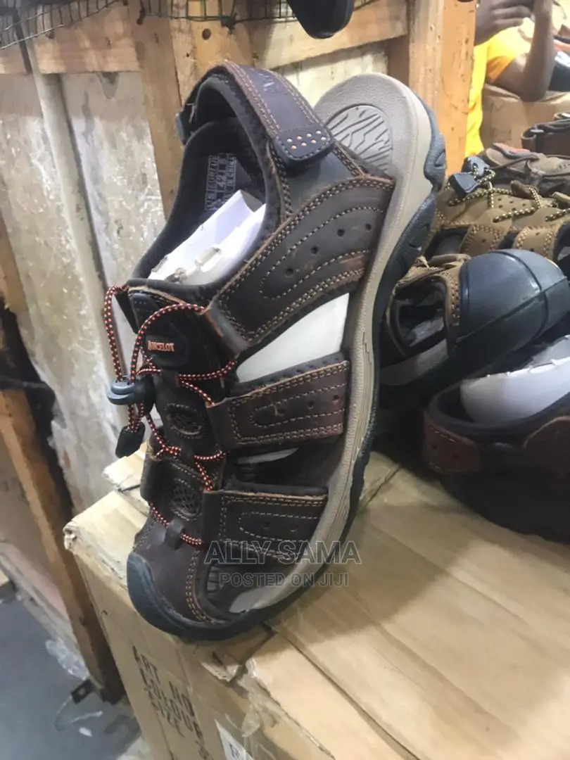 Open Shoes Brown