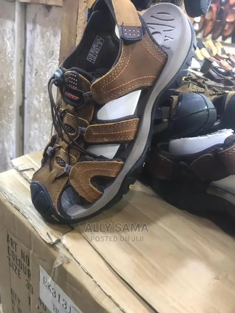 Open Shoes Brown