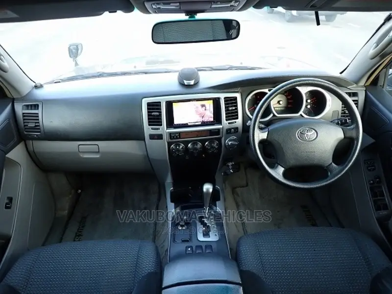 Toyota Hilux Surf 2005 Black