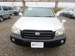 Toyota Kluger 2005 Silver