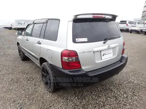 Toyota Kluger 2005 Silver