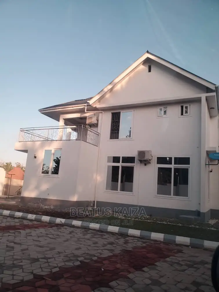 Furnished 4bdrm Block of Flats in Ungindoni Mbuyuni, Kigamboni