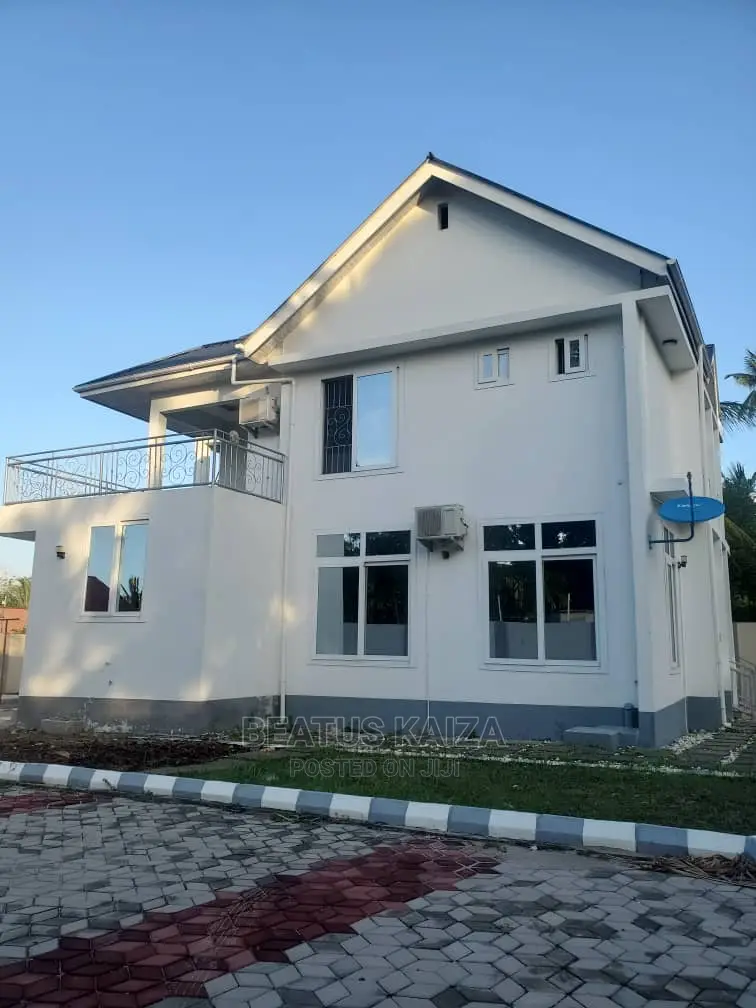 Furnished 4bdrm Block of Flats in Ungindoni Mbuyuni, Kigamboni