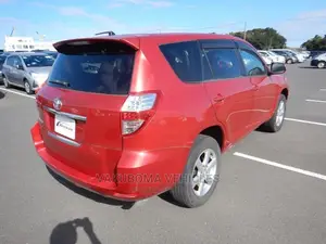 Toyota Vanguard 2008 Red