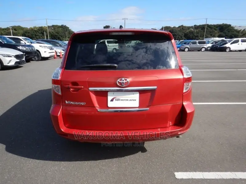 Toyota Vanguard 2008 Red