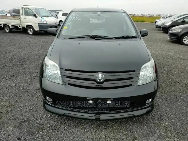 Toyota IST 2002 Black