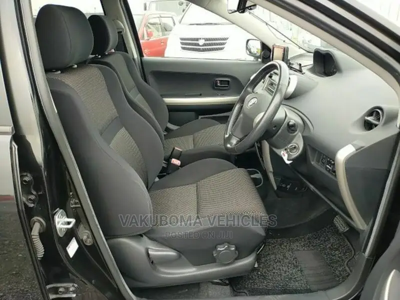 Toyota IST 2002 Black