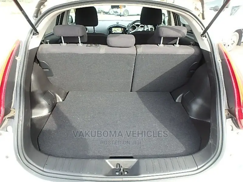Nissan Juke 2012 White