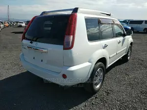 Nissan X-Trail 2003 White