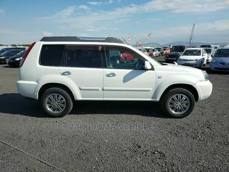 Nissan X-Trail 2003 White