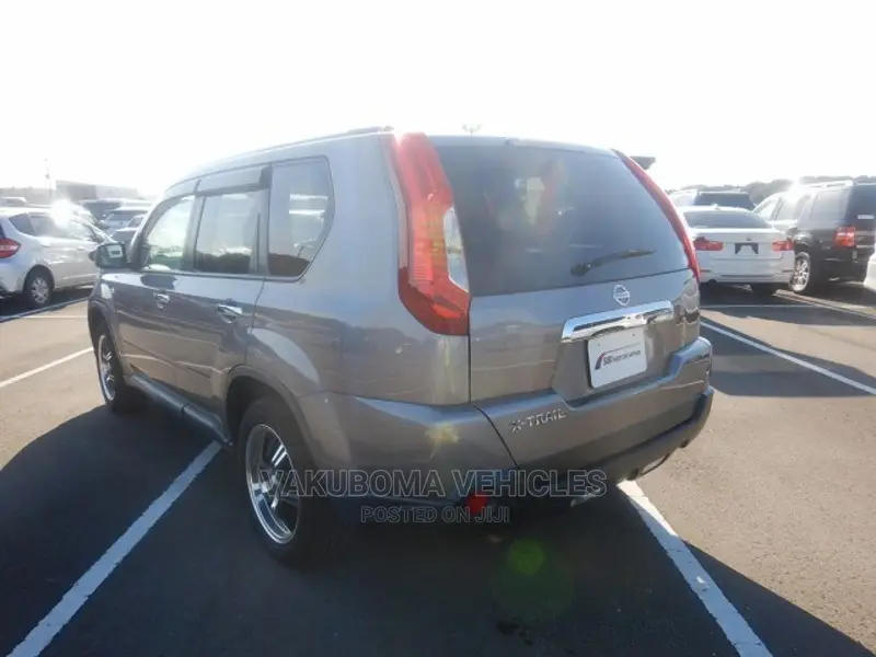 Nissan X-Trail 2010 Silver