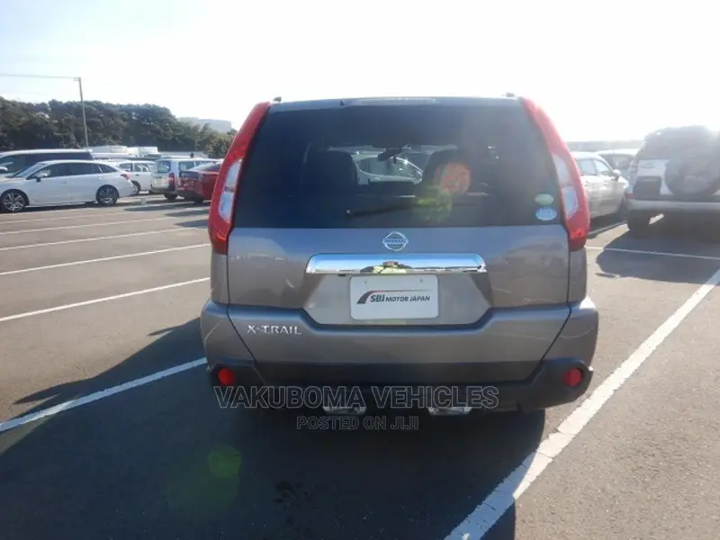 Nissan X-Trail 2010 Silver