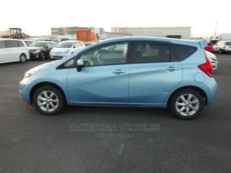 Nissan Note 2013 Blue