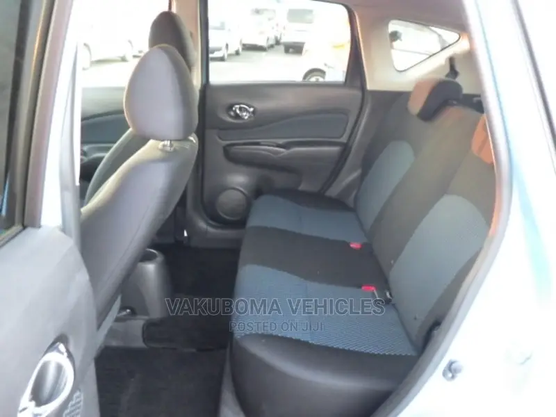 Nissan Note 2013 Blue