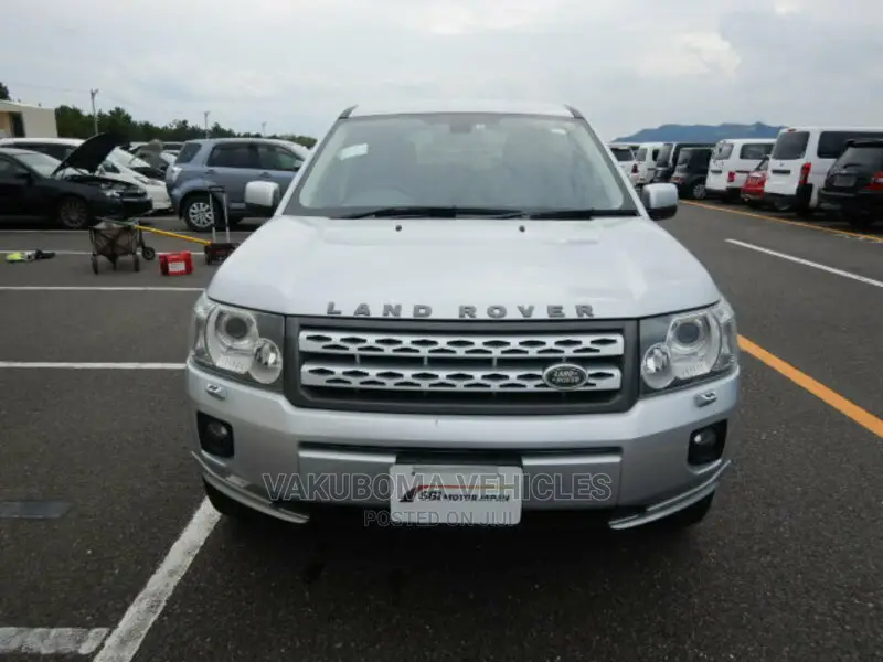 Land Rover Freelander 2011 Silver