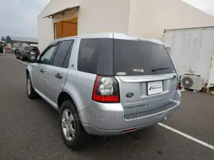 Land Rover Freelander 2011 Silver