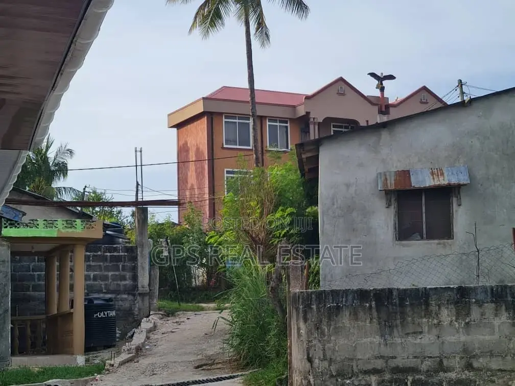 3bdrm House in Goba Kwa Ulomi, Kinondoni for Sale