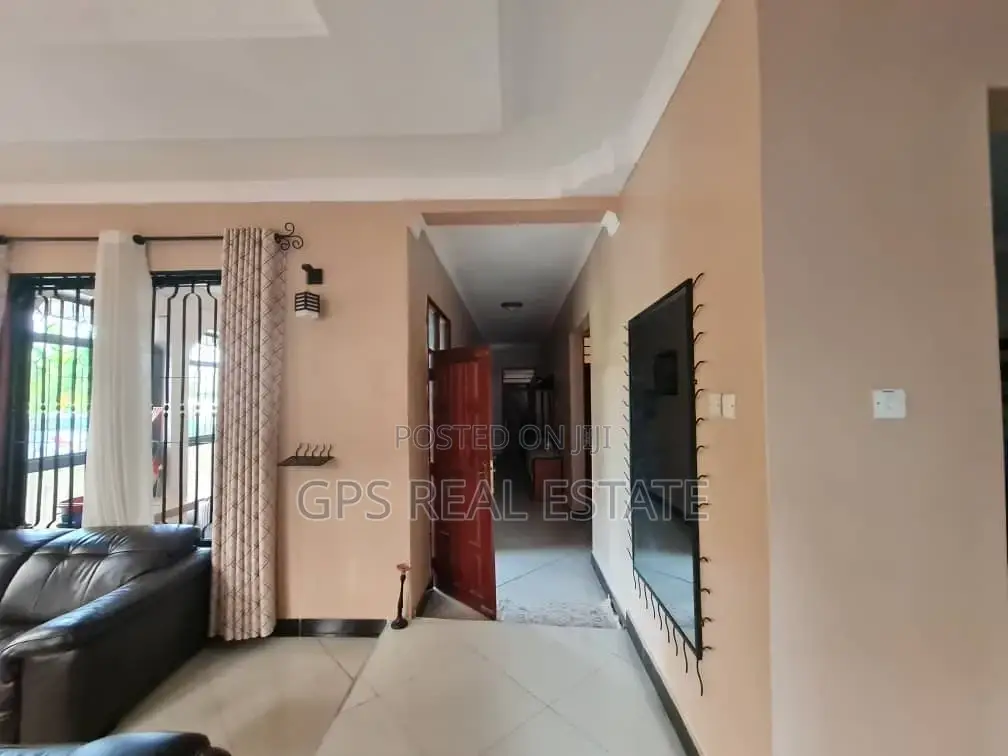 4bdrm House in Kwa Msuguri, Kinondoni for Sale