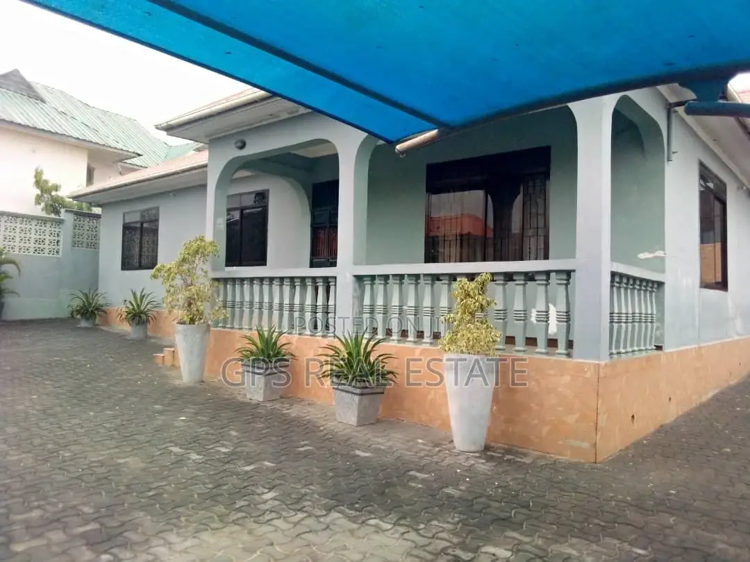 3bdrm House in Kwa Msuguri, Kinondoni for Sale