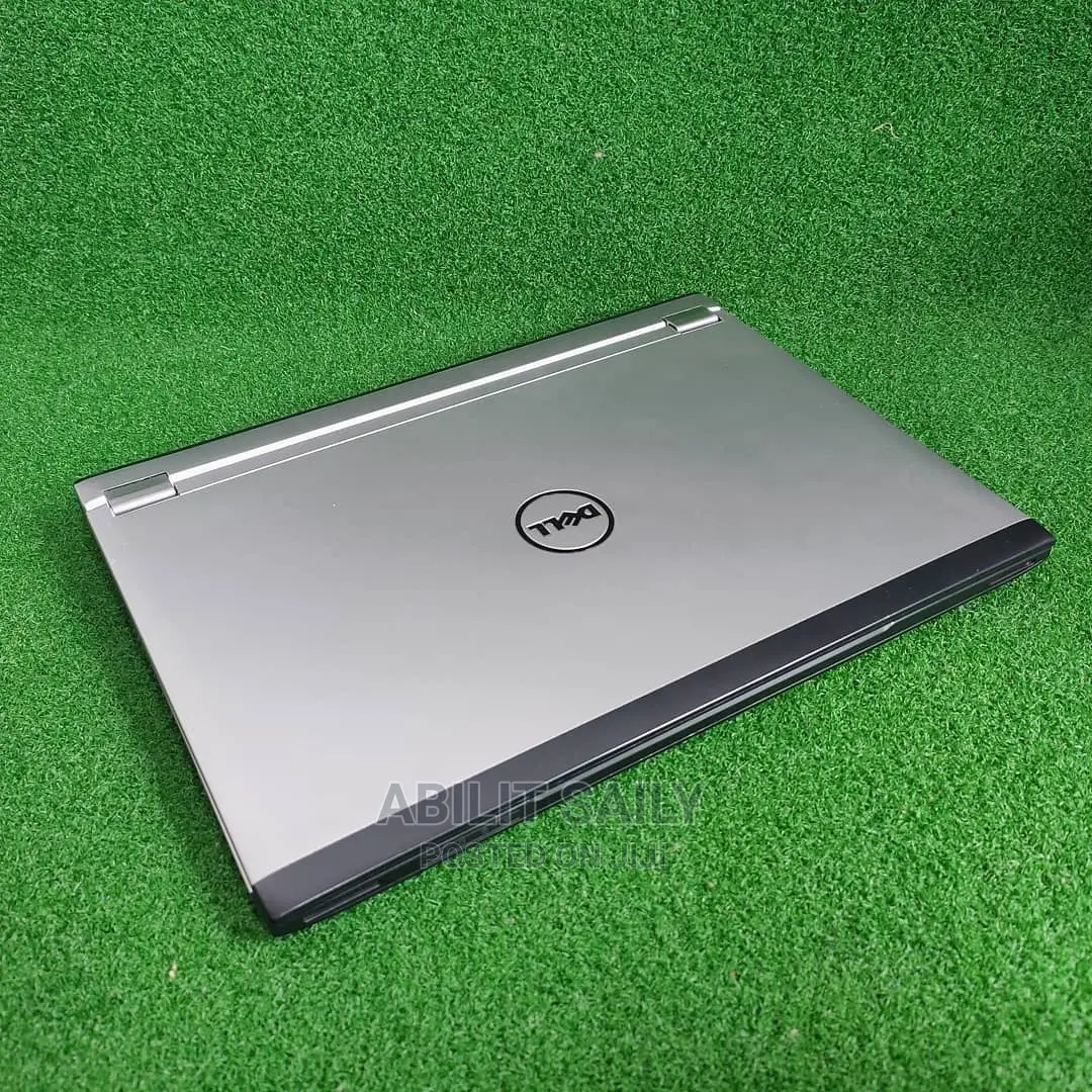 Laptop Dell Latitude 3330 4GB Intel Core I3 HDD 320GB