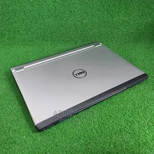 Laptop Dell Latitude 3330 4GB Intel Core I3 HDD 320GB