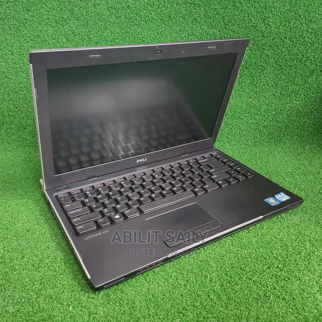 Laptop Dell Latitude 3330 4GB Intel Core I3 HDD 320GB