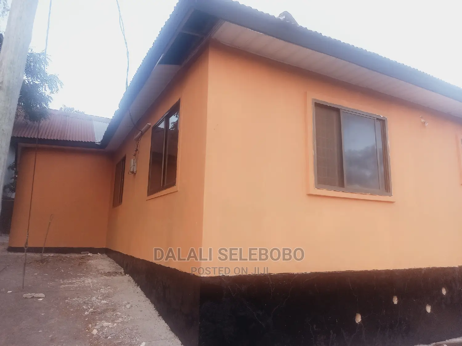 3bdrm Bungalow in Makongo Juu Kkt, Kinondoni for Rent