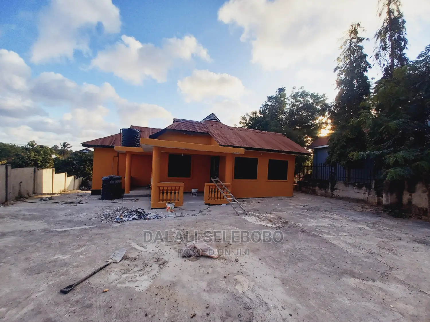 3bdrm Bungalow in Makongo Juu Kkt, Kinondoni for Rent