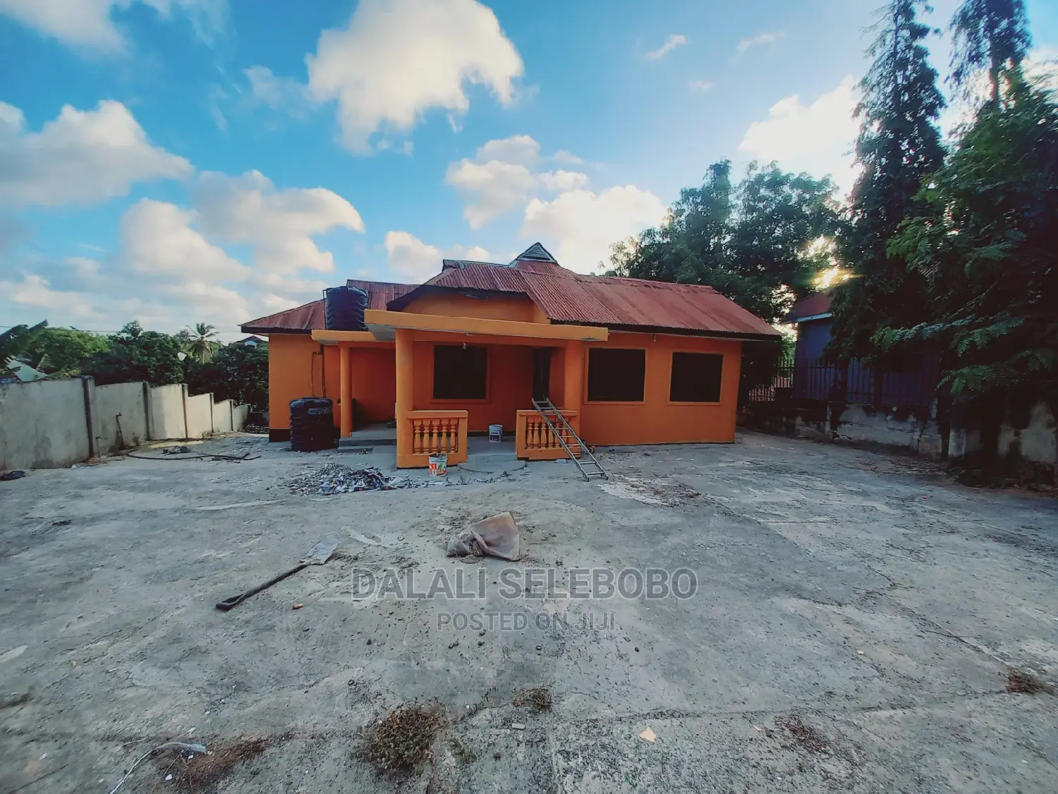3bdrm Bungalow in Makongo Juu Kkt, Kinondoni for Rent