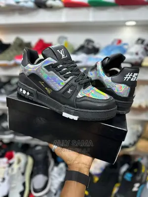 Loui Vuitton Black Silver
