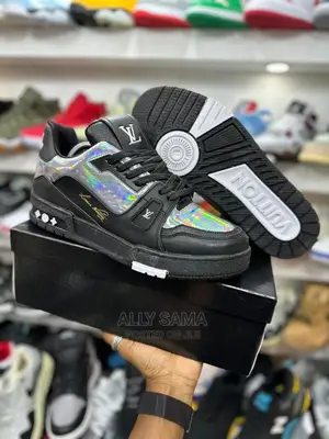 Loui Vuitton Black Silver