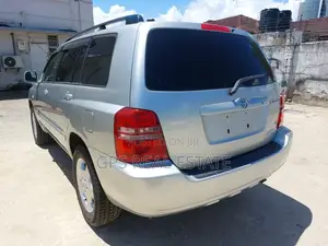Toyota Kluger 2004 Silver