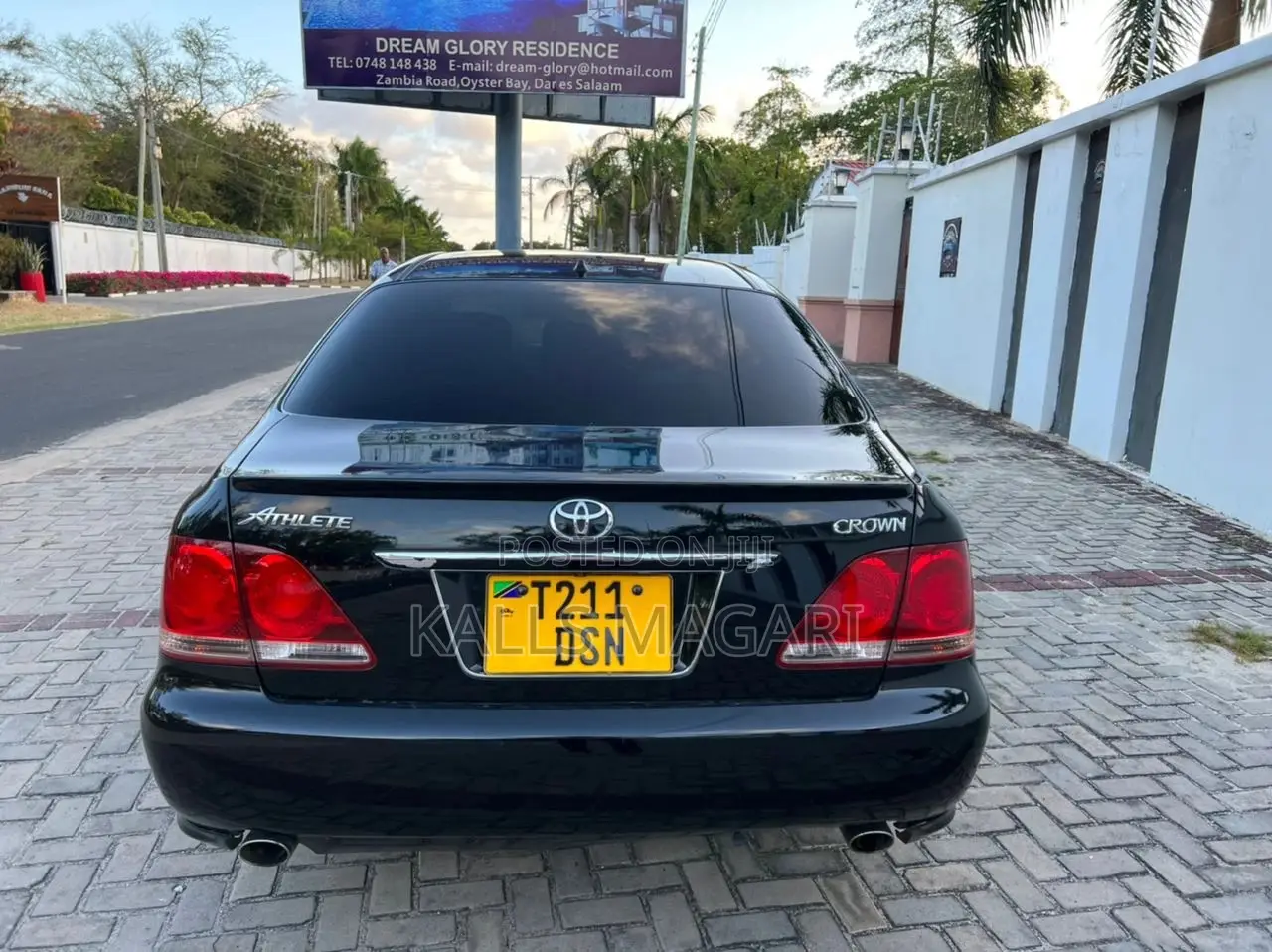 Toyota Crown 2006 Black