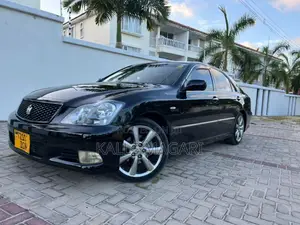 Toyota Crown 2006 Black