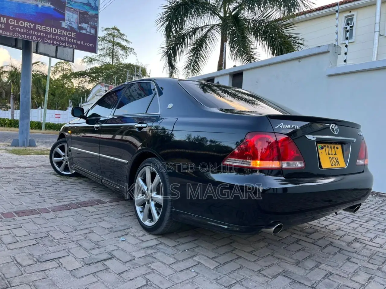 Toyota Crown 2006 Black
